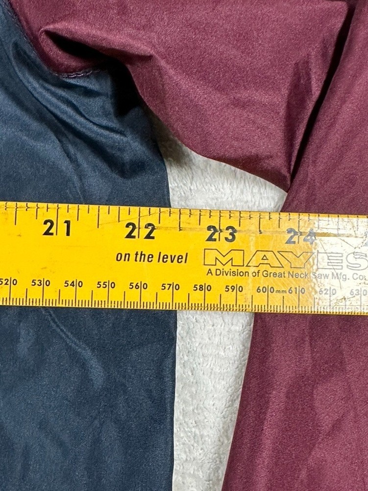 Jacket-Navy Blue/Maroon Wind Break with Bigfoot Logo Medium Preowned