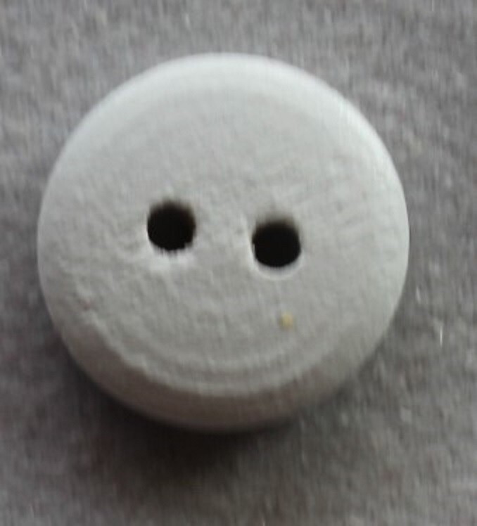 13 Round Monkey 15mm Wooden Buttons