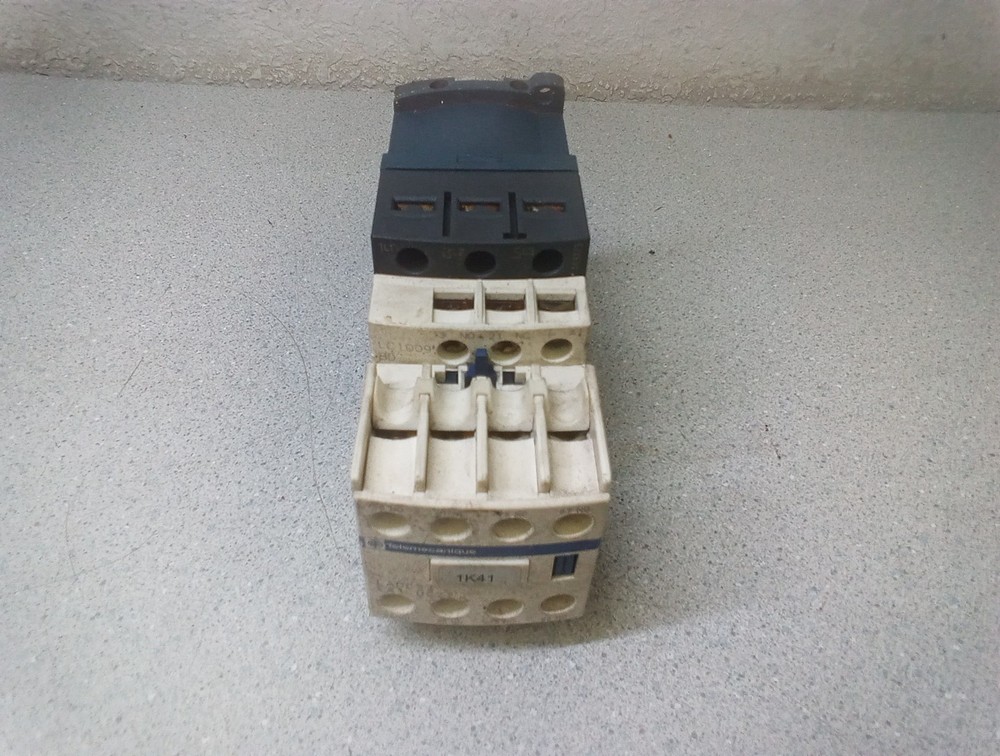 Telemecanique Contactor LADC22, LC1D09