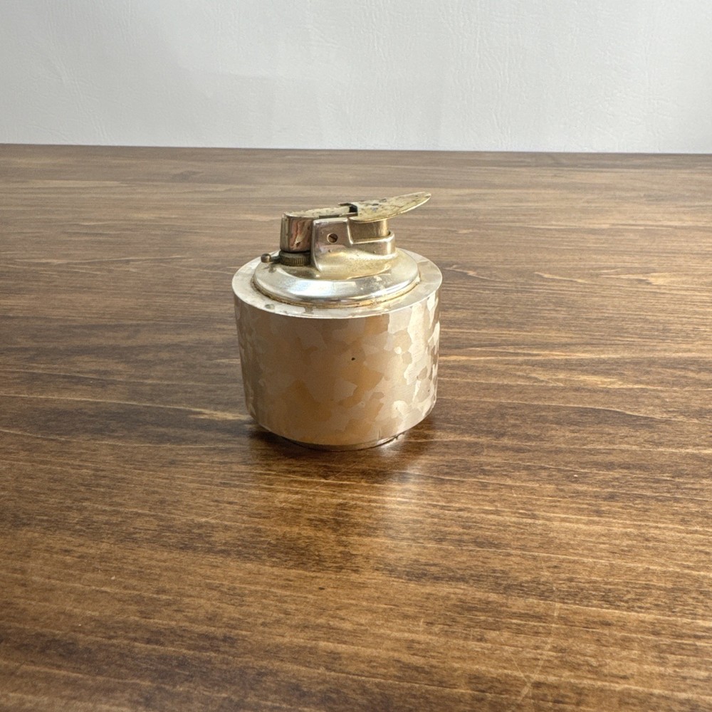 Vintage Ronson MCM Metal Table Top Lighter