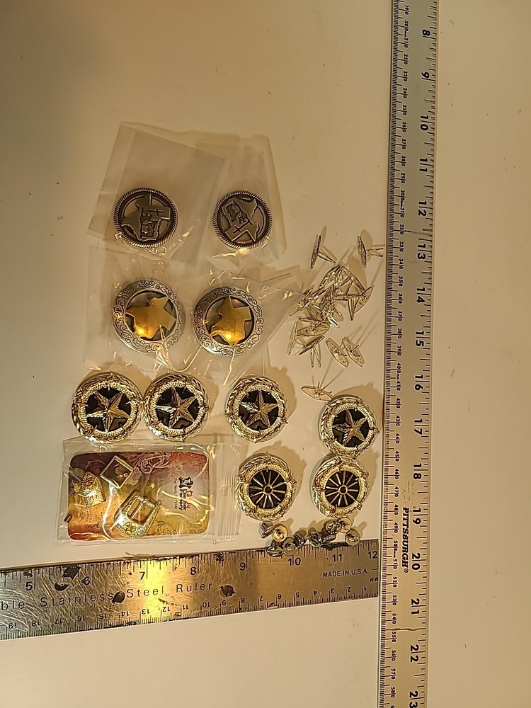 Arts & Crafts Conchos 10 Screws, Tandy BUCKLE