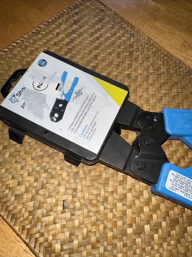 SharkBite 865896 PEX Crimp Ring Tool Kit