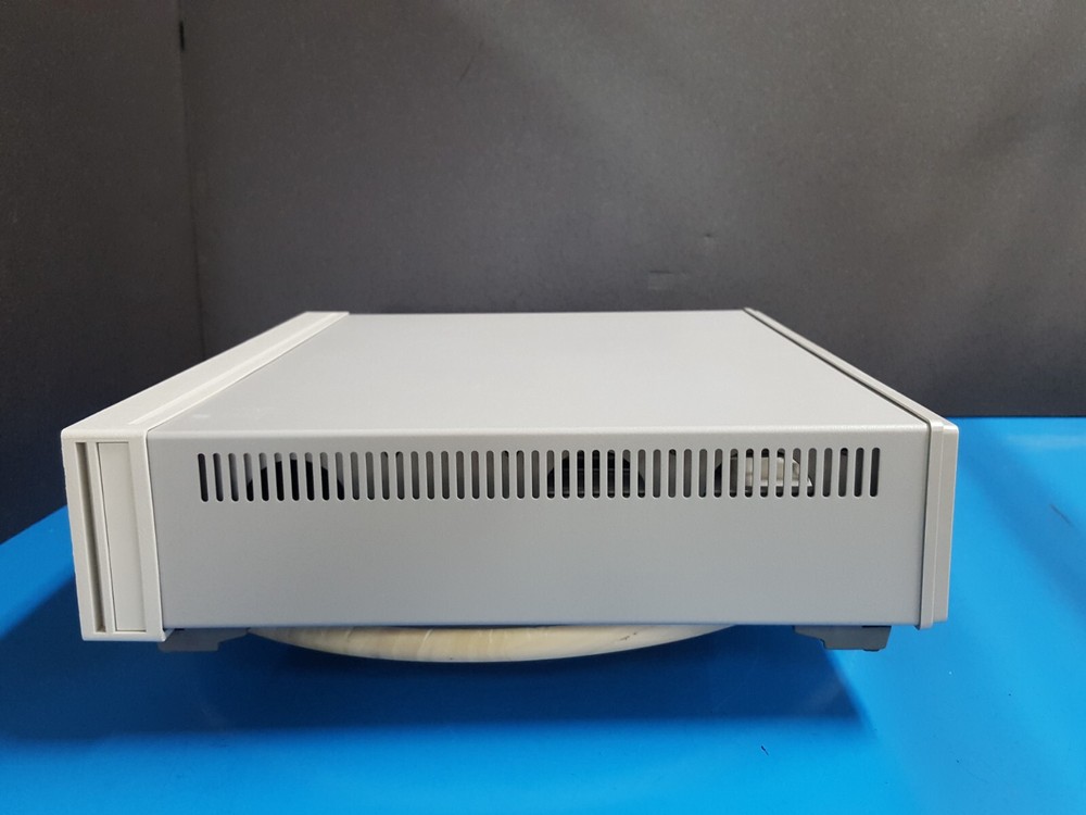 Agilent 3499A: Switch / Control System Main Frame (5609)