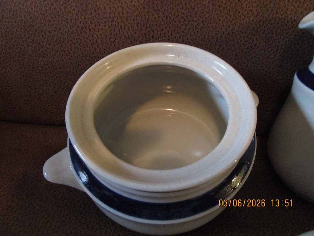 Chateau Creamer and Sugar
