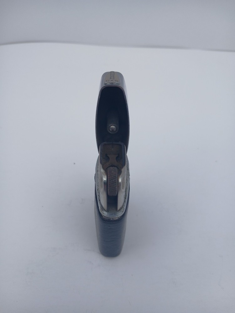 Vintage Ronson Varaflame electronic chrome pocket lighter. Untested.