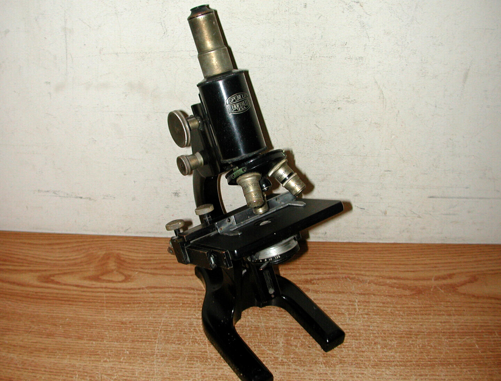 VINTAGE SPENCER BUFFALO CAST IRON BLACK MICROSCOPE #131942