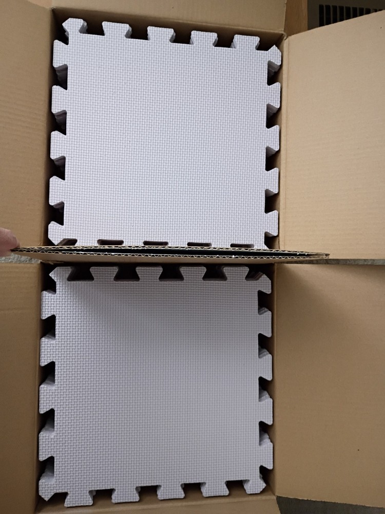 Knit Picks Interlocking Foam Blocking Mats for Knitting 2 sets lighty used