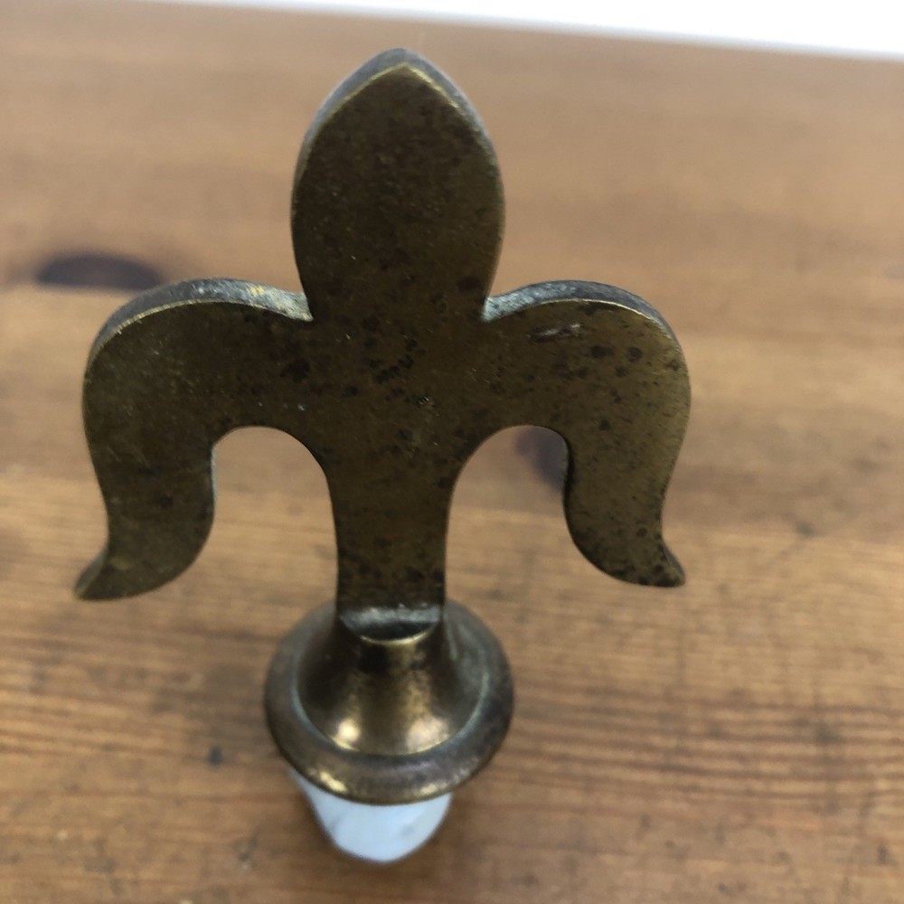 Victorian Fleur De Lys Brass Finial
