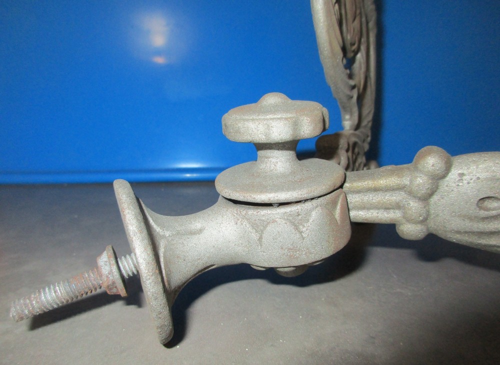 Vintage Cast Iron Ornate Double Hall Tree Hook / Wall Hook with Bolt