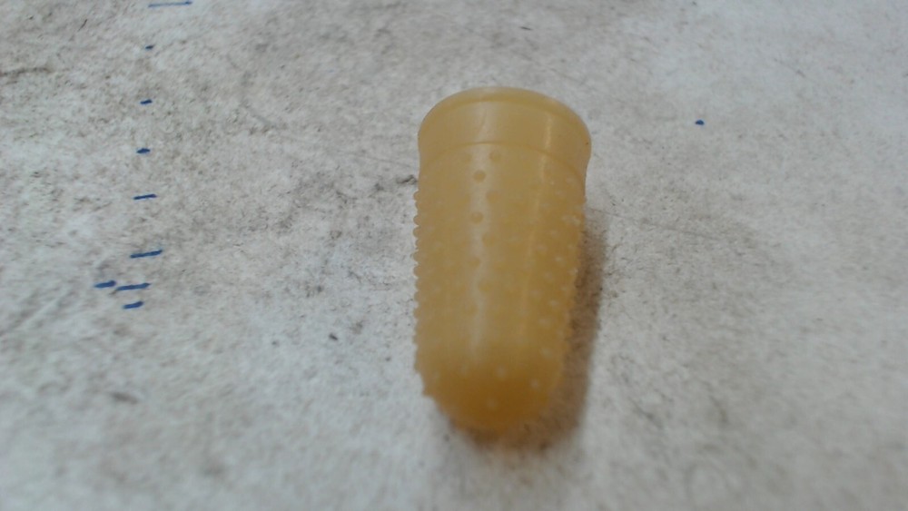 Cosco Medium Rubber Finger tips, Size 11 1/2, box of 6