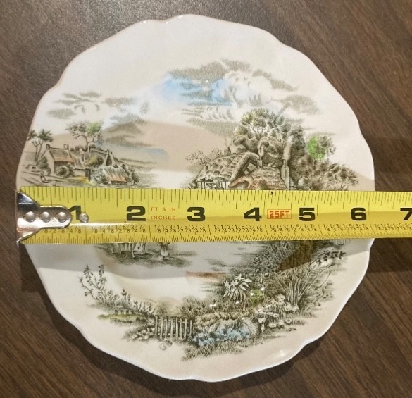 Decorative Place Settings: Patterns From Haviland, Johnson Brothers or Noritake