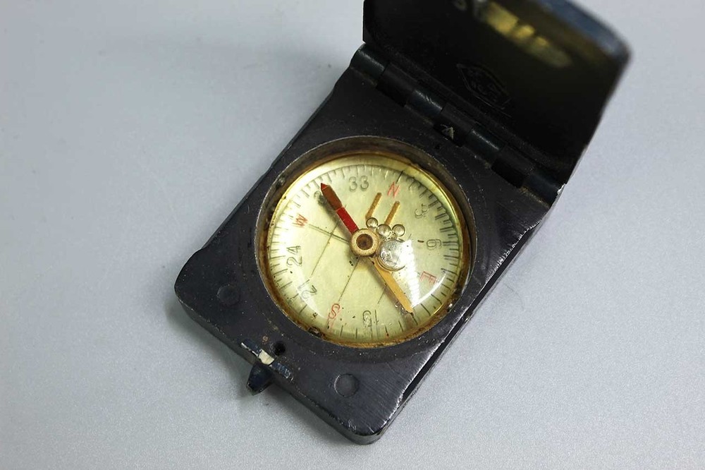 Vintage Compass . ANT245