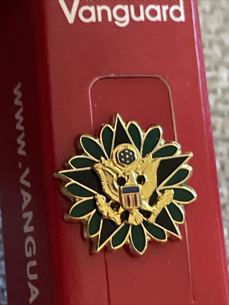 GENUINE U.S. LAPEL PIN: GENERAL STAFF