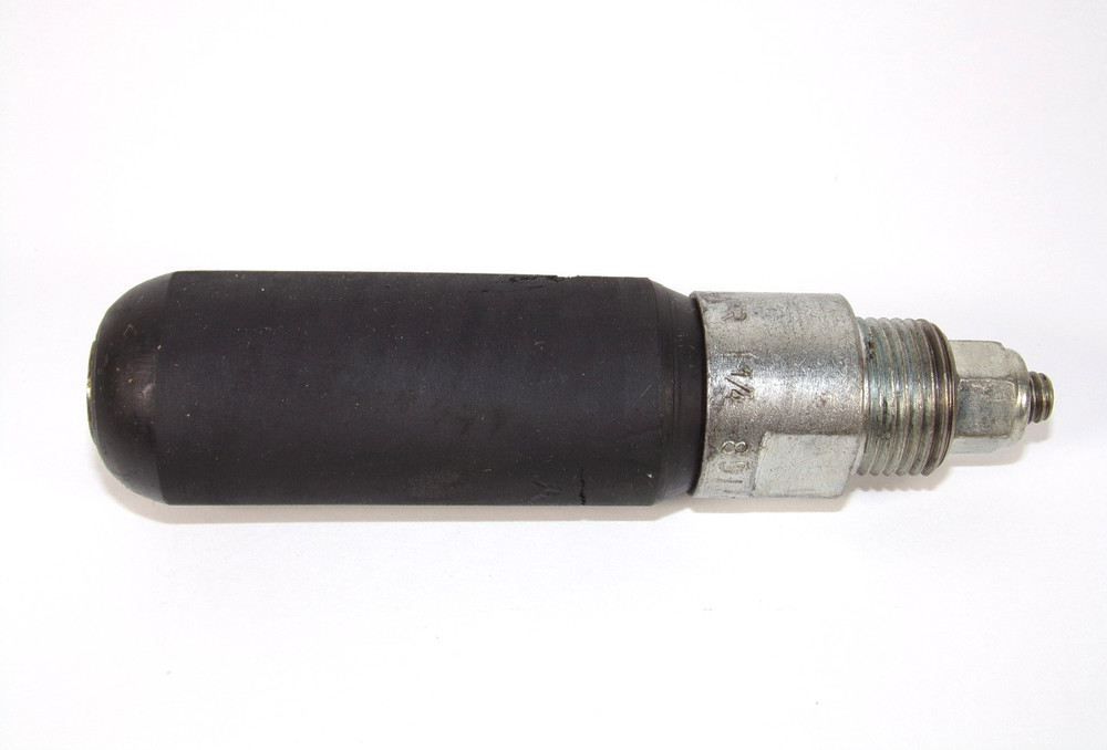 Mueller 1-1/4" 89130 Solid Rubber Stopper