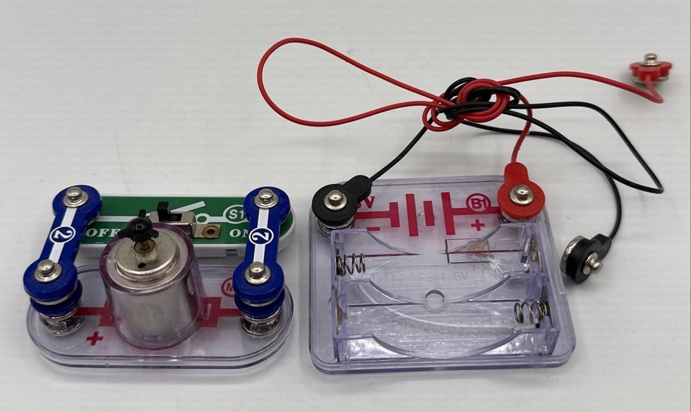 Elenco Snap Circuits B1 Battery Holder with Motor and Switch