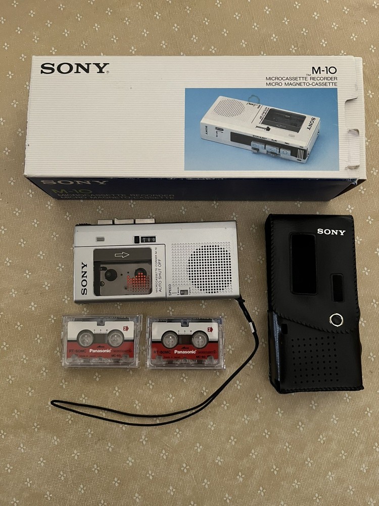 Sony Microcassette M-10 Recorder Vintage Turns On, but non-functioning