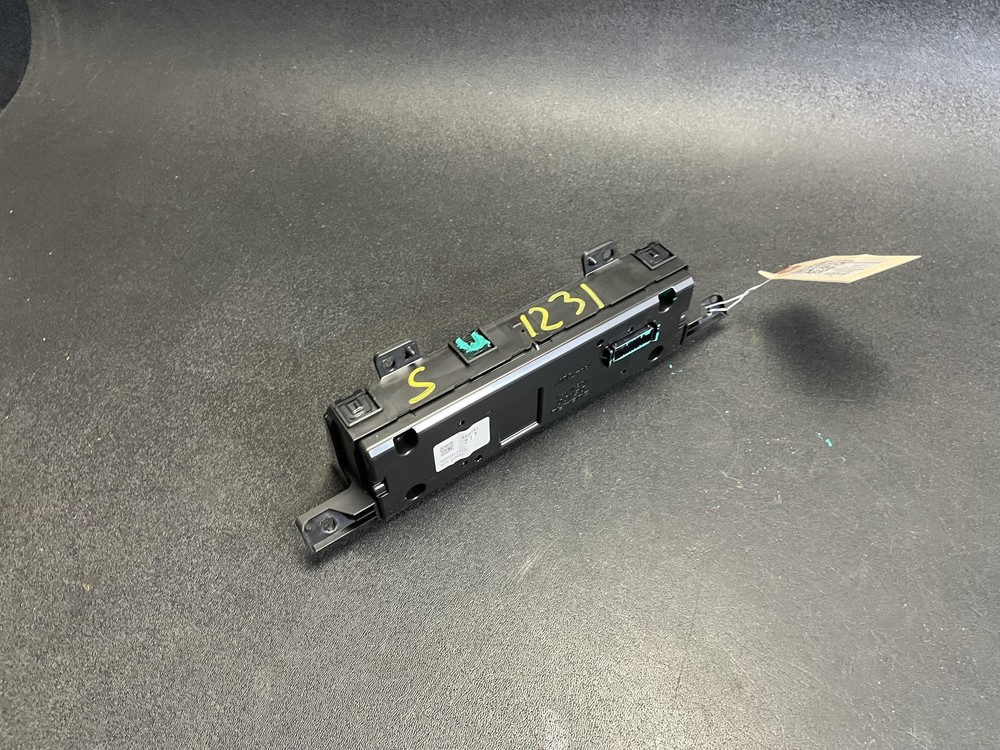 Upper Info Display Screen 2022 Subaru Forester 85261-SJ711 2023