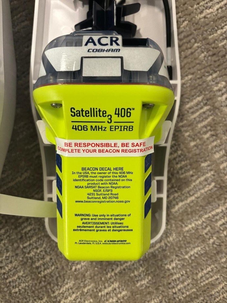 ACR Globalfix "SATELLITE 3" 406 AUTO DEPLOY (MODEL RLB-38)