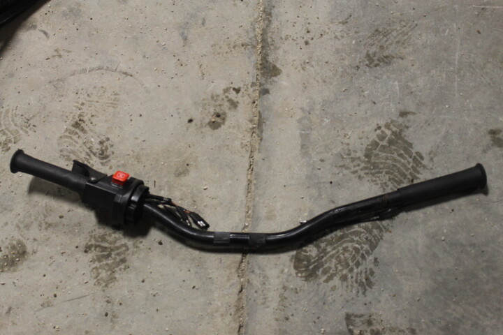 1998 POLARIS RMK 600 HANDLEBARS HANDLE BARS #17471