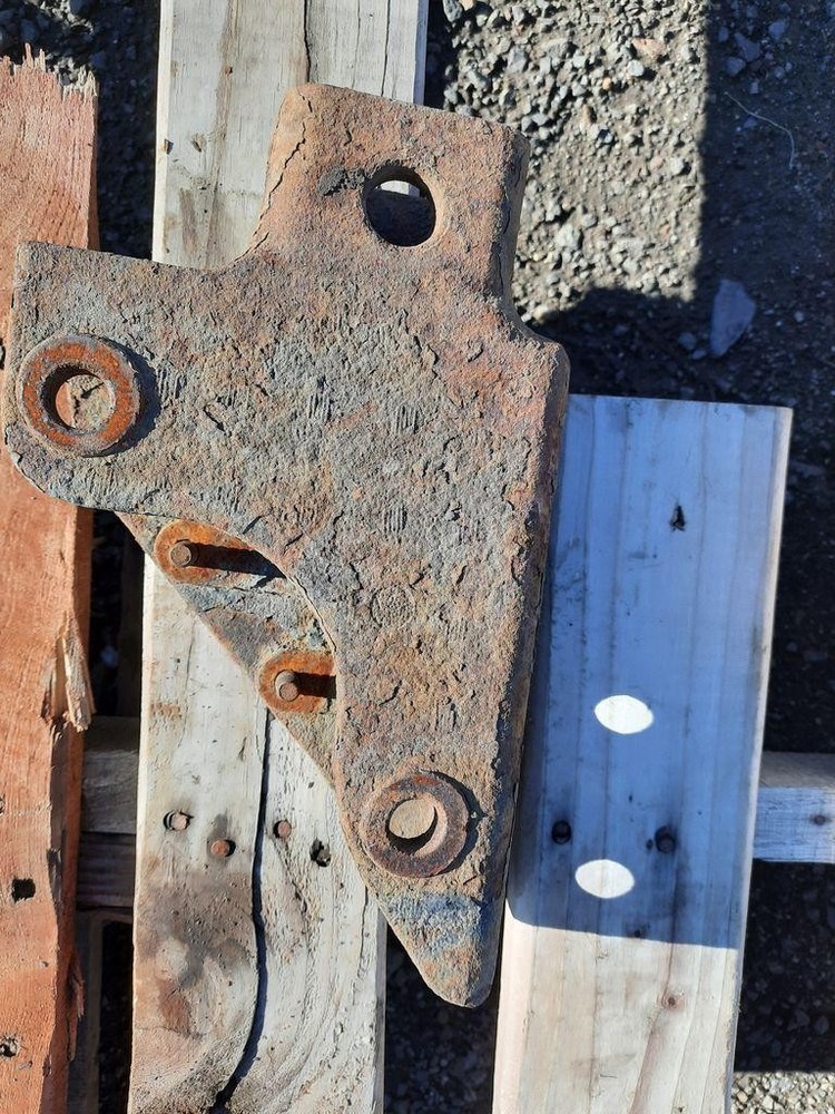For 2000 VOLVO VNM BUMPER COMPONENT Left , WA