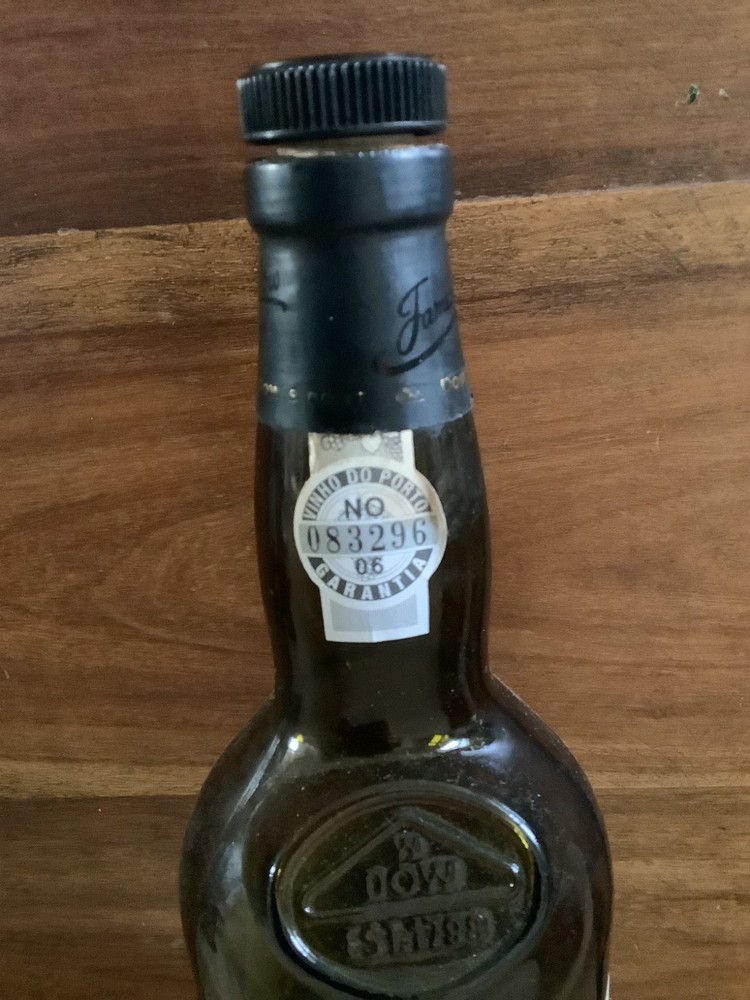 Empty Dow's Finest Reserve Port Bottle 75 cl