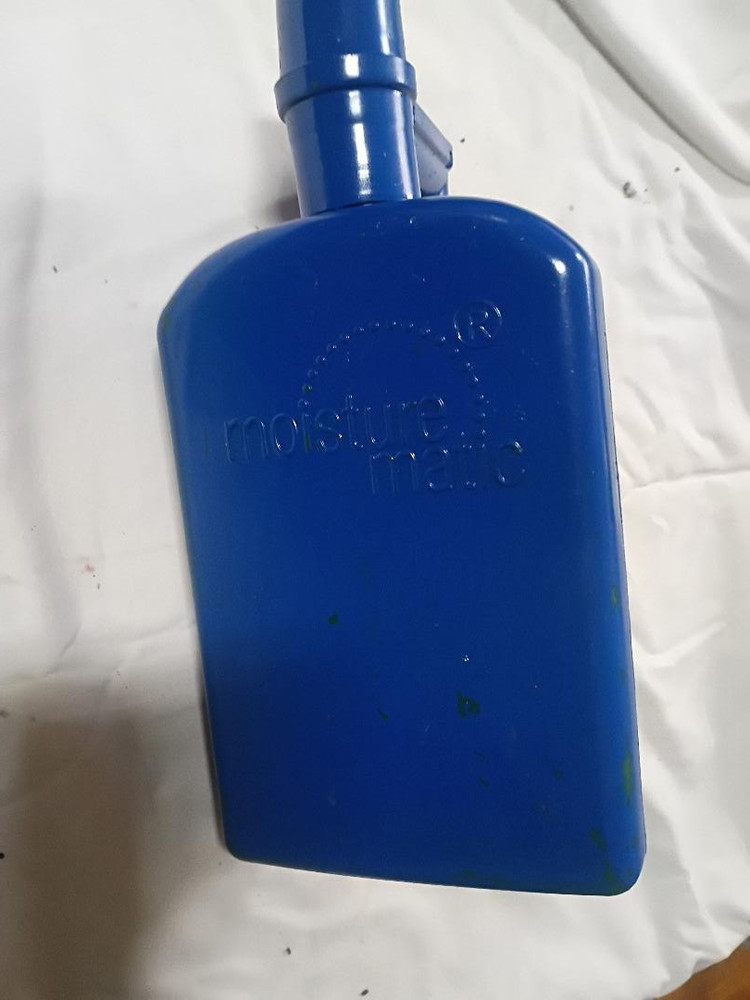 Moisture Matic Automatic pot plant watering device