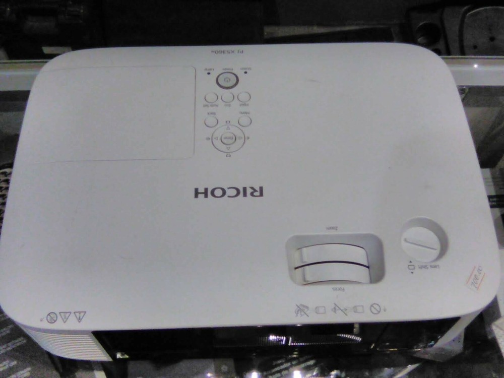 RICOH PJ X5360N (projector)