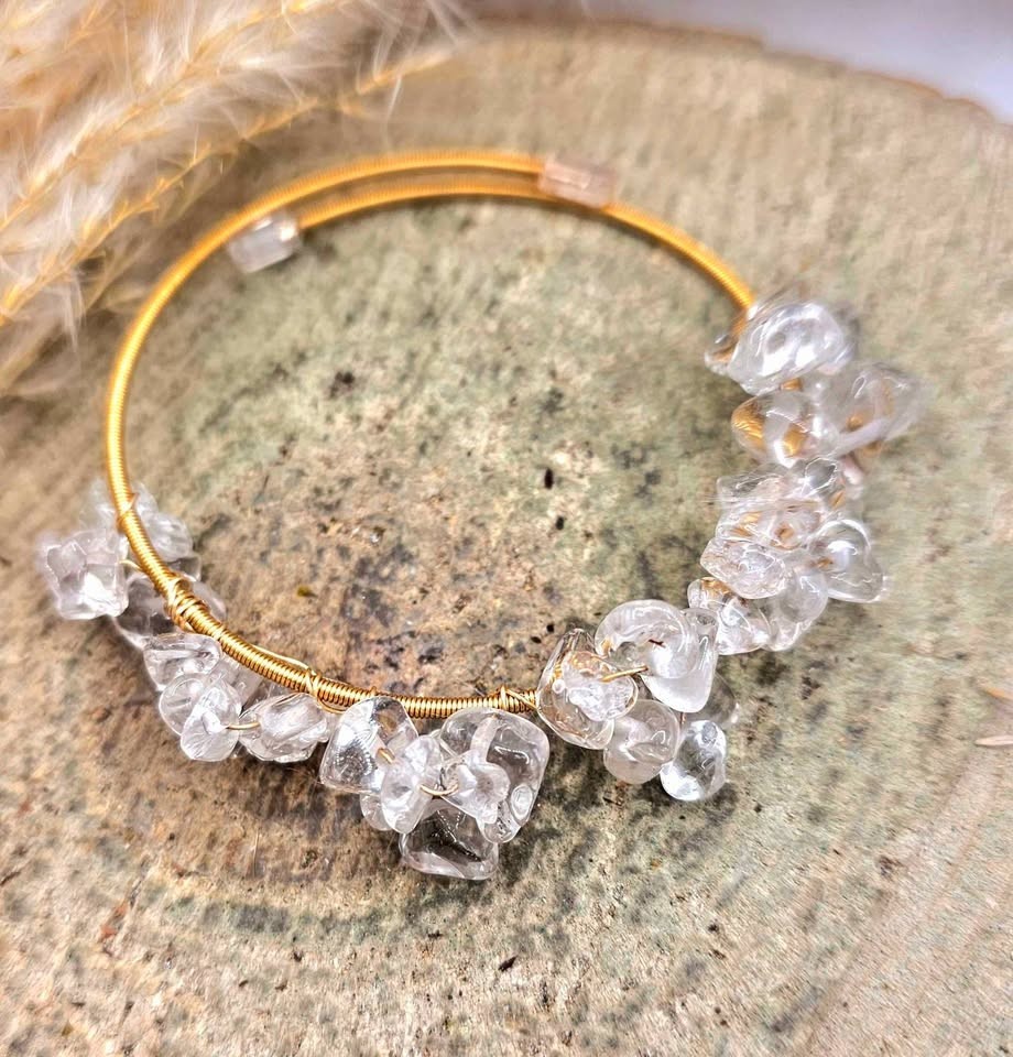Nature Crystal Chips Flowers Bangle
