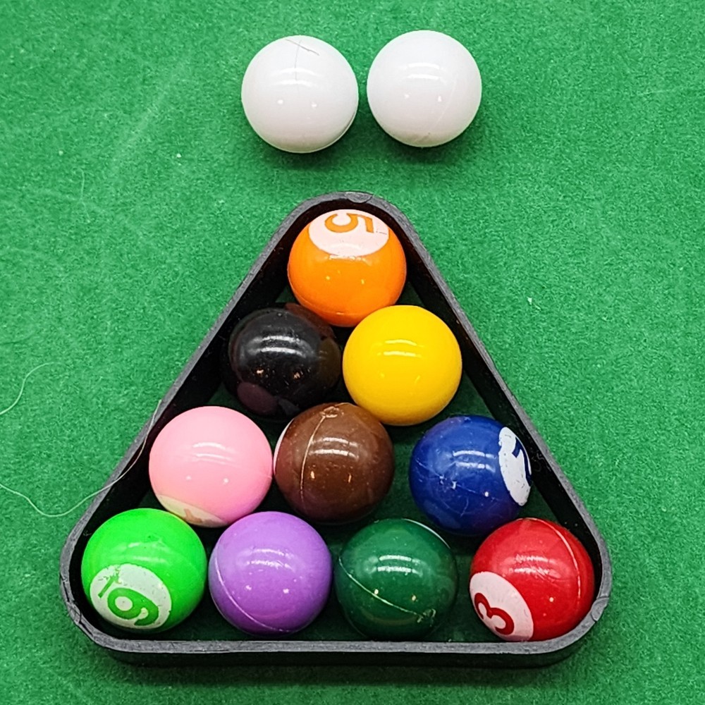 Vintage Kids Mini tabletop Pool table (One broken stick)