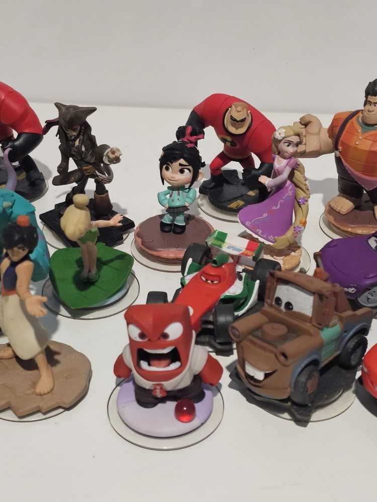 Disney Infinity Figure Bundle – Mixed Characters – Sold As Is / Untested
