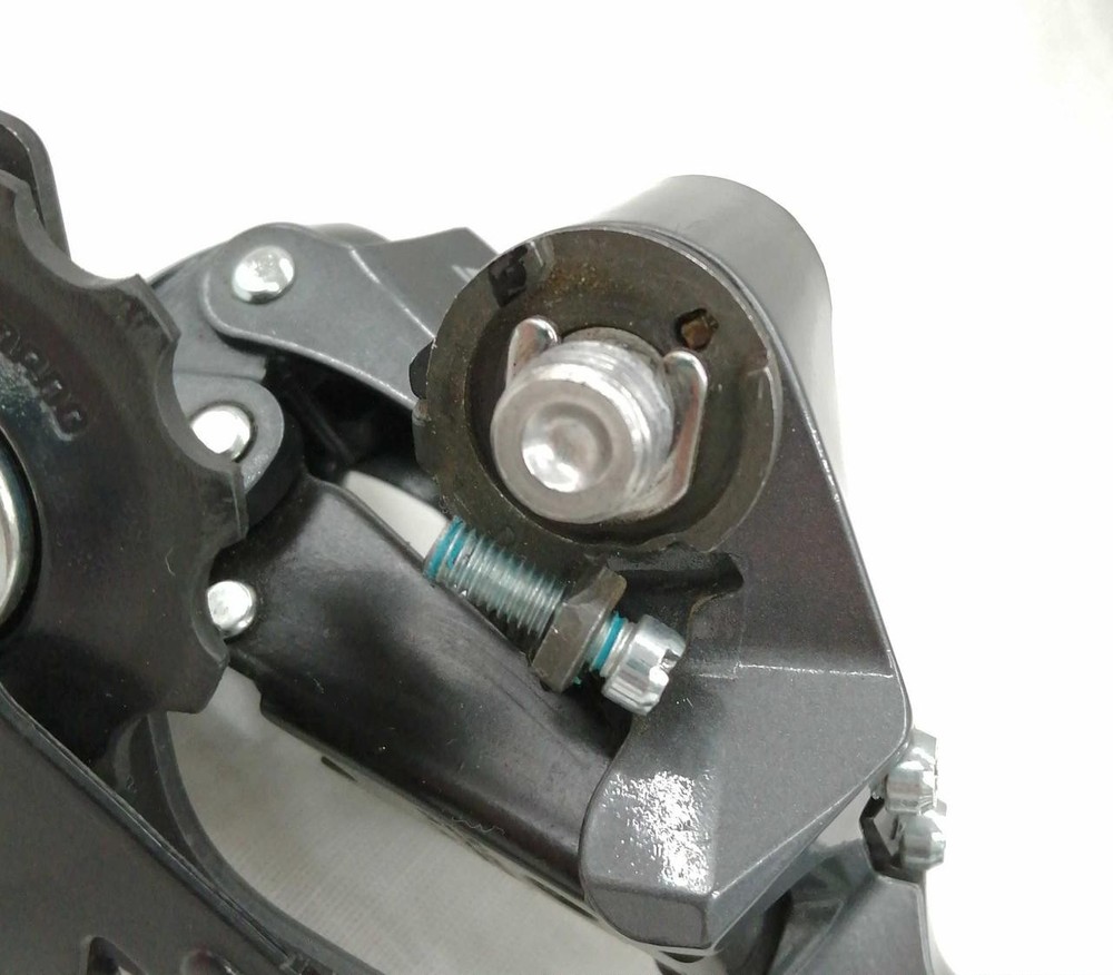 RD-R2000 R Derailleur