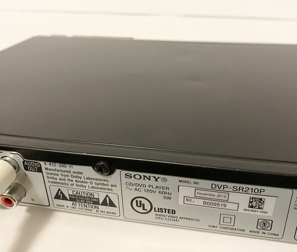 Sony DVP-SR210P DVD Player With Remote Control Tested Working