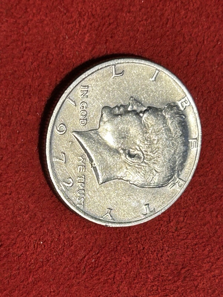 1972-D 50C Kennedy Half Dollar Multiple Errors View