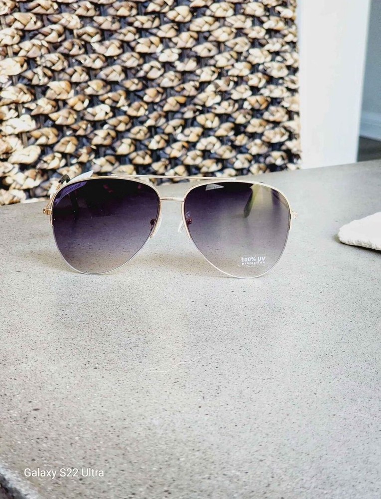 Gold frame Aviator sunglasses (gray gradient) 100% UV Protection