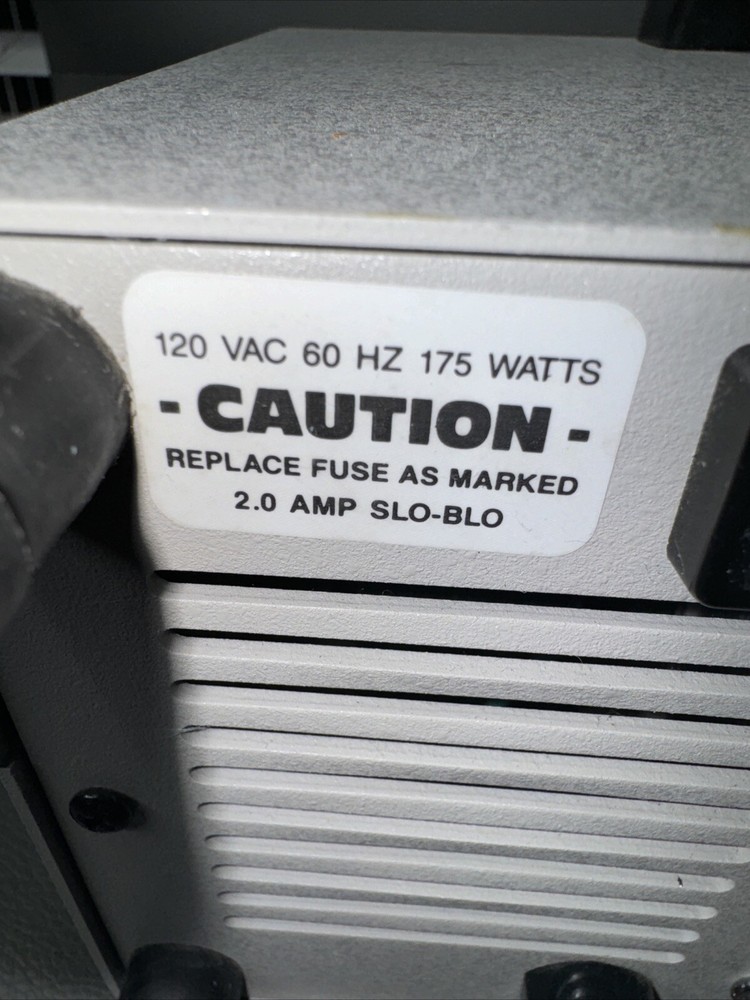 E LIGHT FIBER OPTIC MODEL FOI-150 ILLUMINATOR