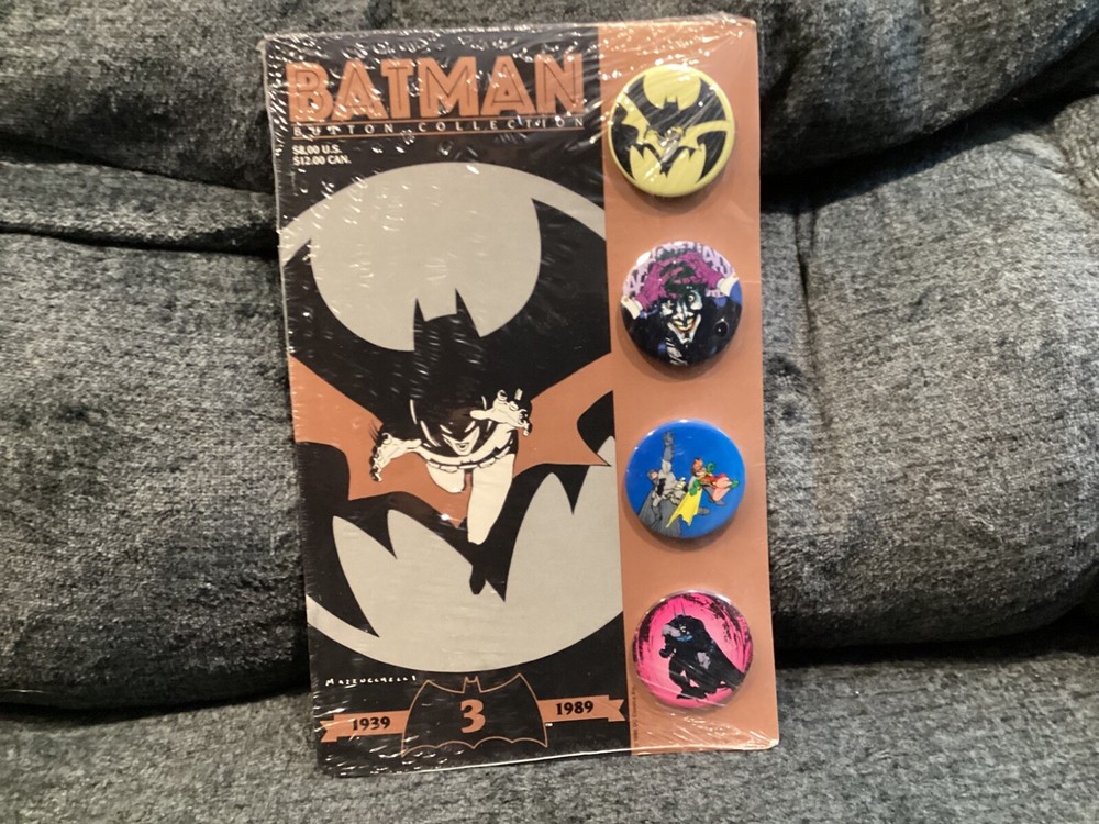 1989 BATMAN 4 Pin / Button Collection 1.75" Set #3 (SEALED)