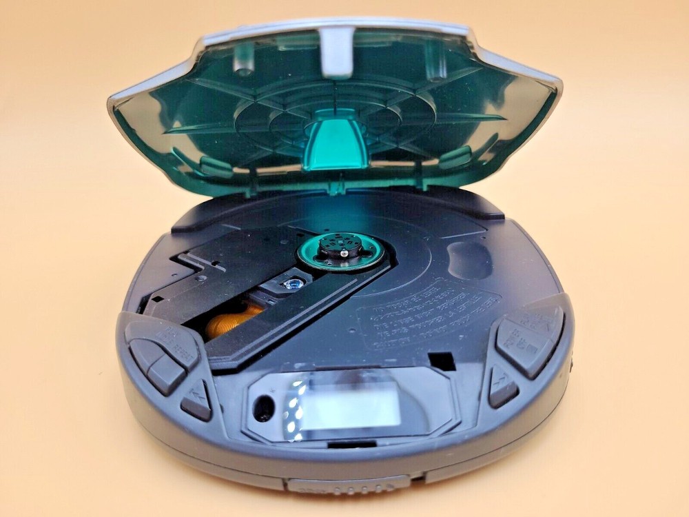 AUDIOVOX CE-101A CD PLAYER DYNAMIC BASS BOOT SYSTEM TESTED