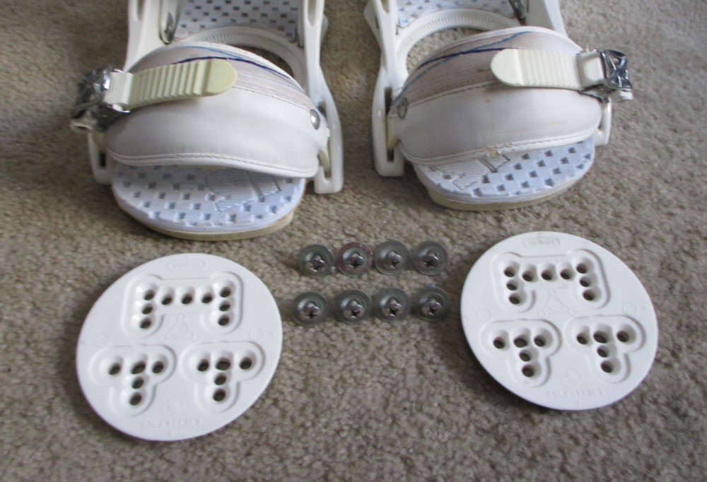 Burton Citizen Women's White Snowboard Bindings Size Medium