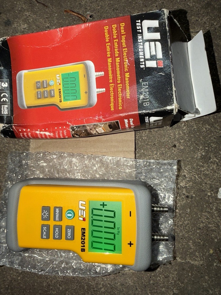 UEi Test Instruments EM201B Dual Input Differential Manometer