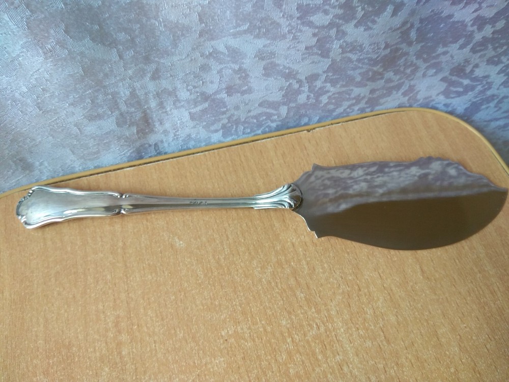 Rare Vintage SILVER Shoulder Kitchenware Cake spatula stamp 800