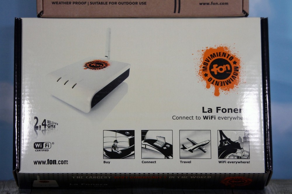 Mobile Portable Wireless 2.4GHz WiFi Router Long Range Directional Panel Antenna