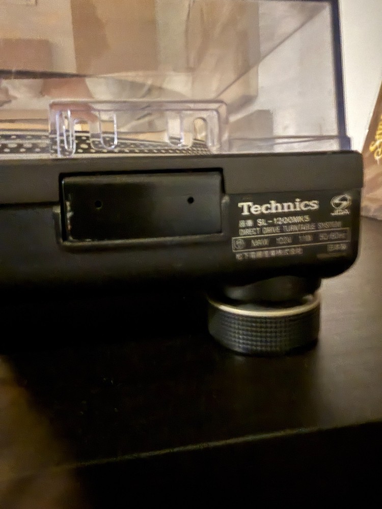 Technics SL-1200MK5 Analog DJ Turntable - Black
