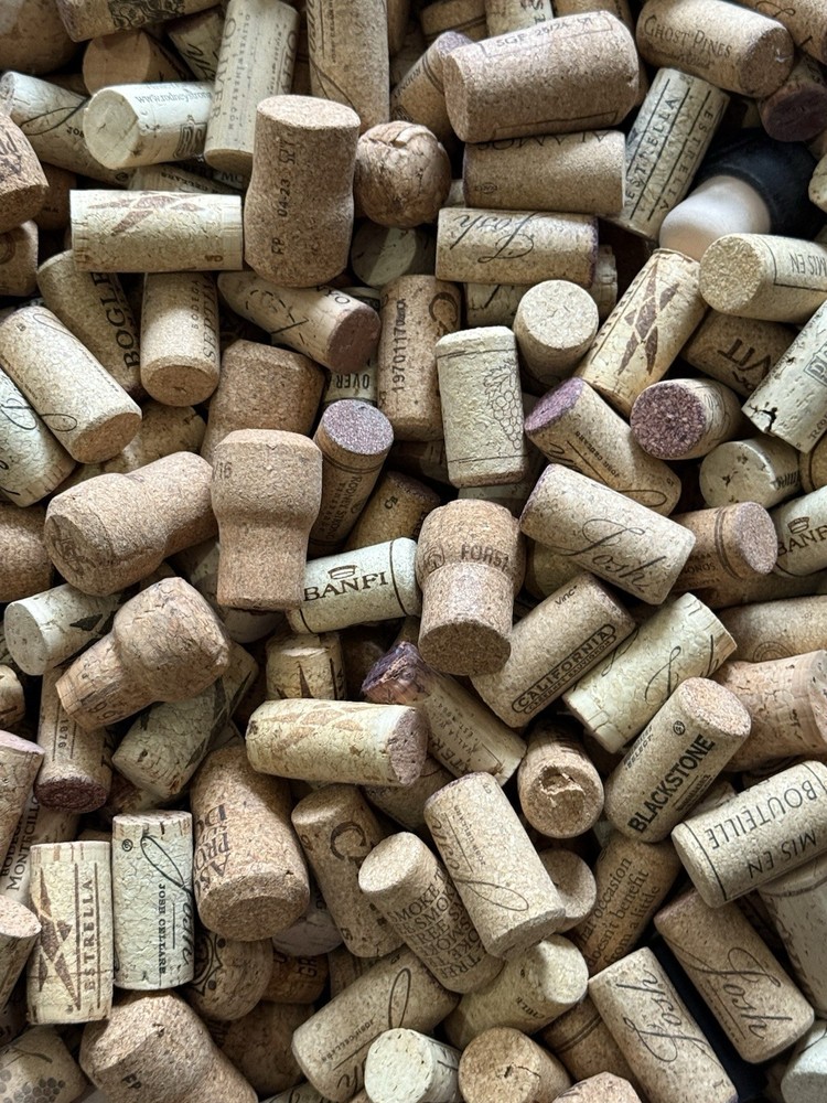 100 Wine Corks(Real Cork)