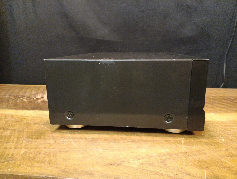 VTG. Technics RS-TR255 Dual Cassette Tape Deck (Rusty Bottom But working)