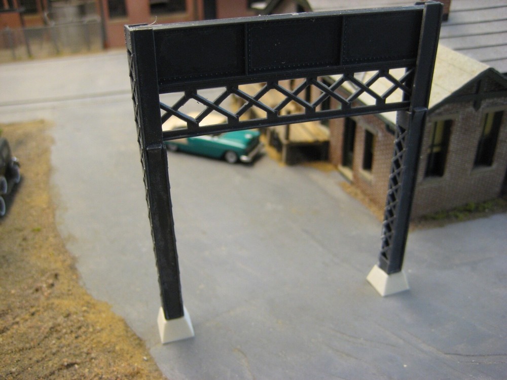 Medium solid PIERS / FOOTINGS for Micro Engineer/ Central Valley Bridge girders