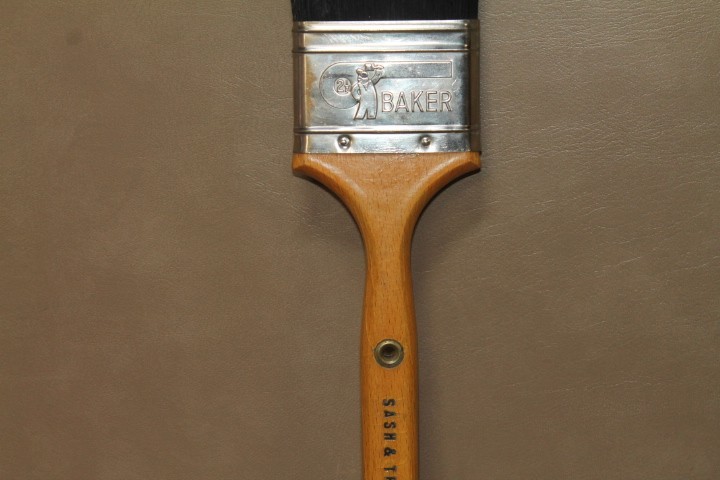 VTG BAKER 2 1/2 PAINT BRUSH