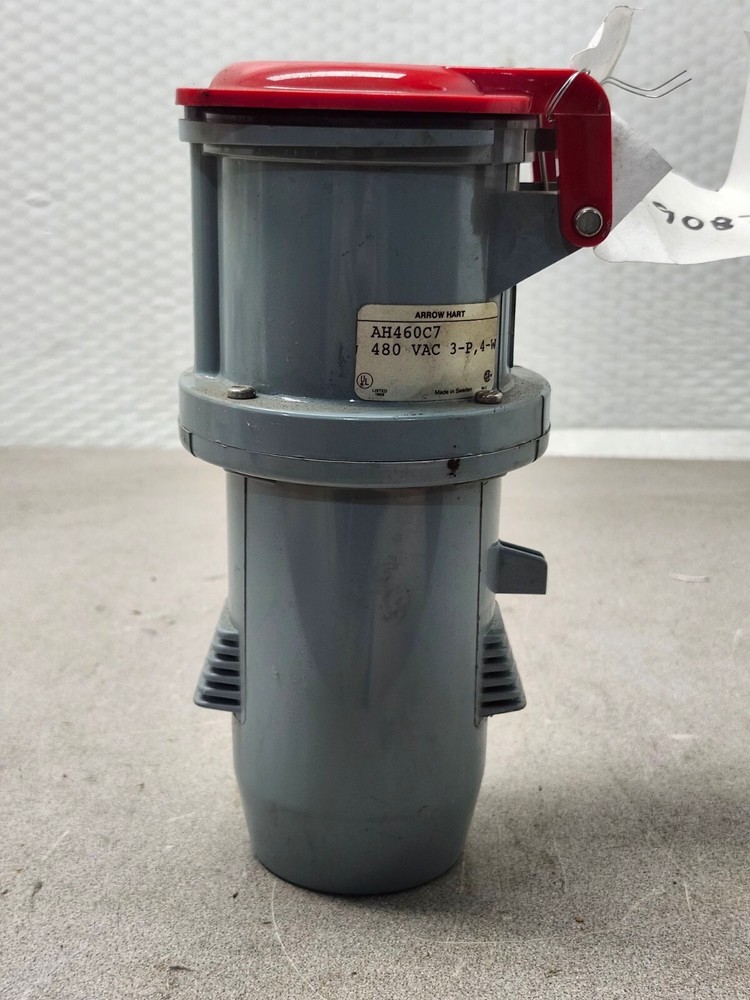 USED NO BOX Arrow-Hart Plugs AH460C7