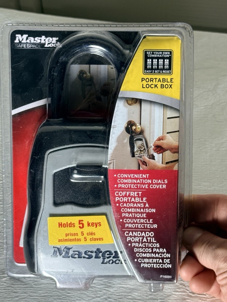 (New Sealed) Master Lock 5401D Wall Mount Lock Box / Key Security Safe