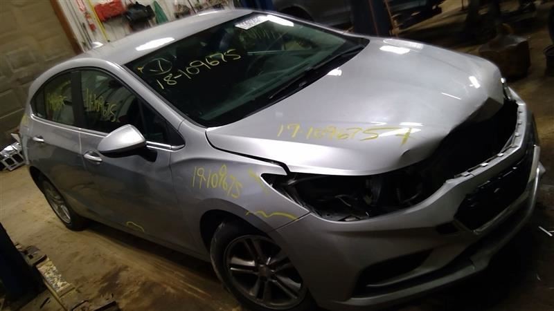 *LOCAL PICKUP ONLY* Driver Quarter Panel Hatchback Without Rs Package Fits 17-19