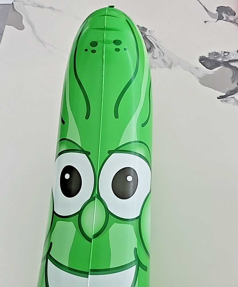 Giant Inflatable Pickle, 33 Inches